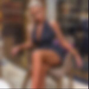 UK lounge venue for first meeting